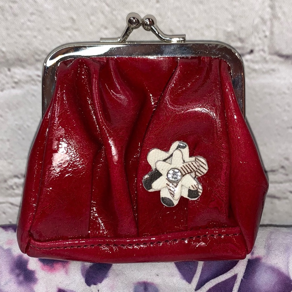 🎓 NWT Miche Red Coin Purse with Flower